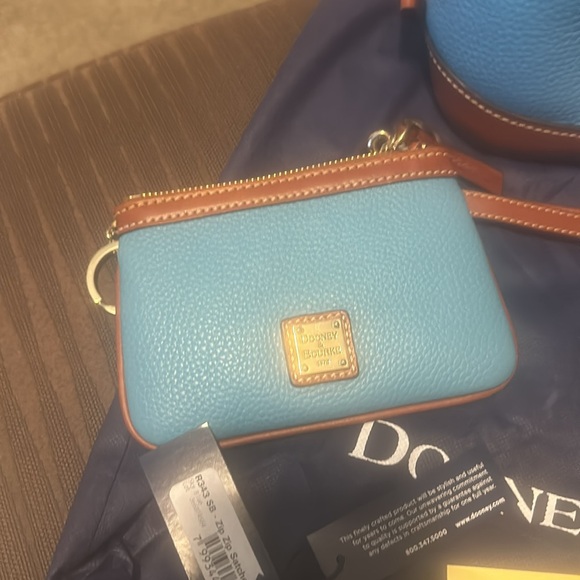 Dooney & Bourke - Picture 13 of 14